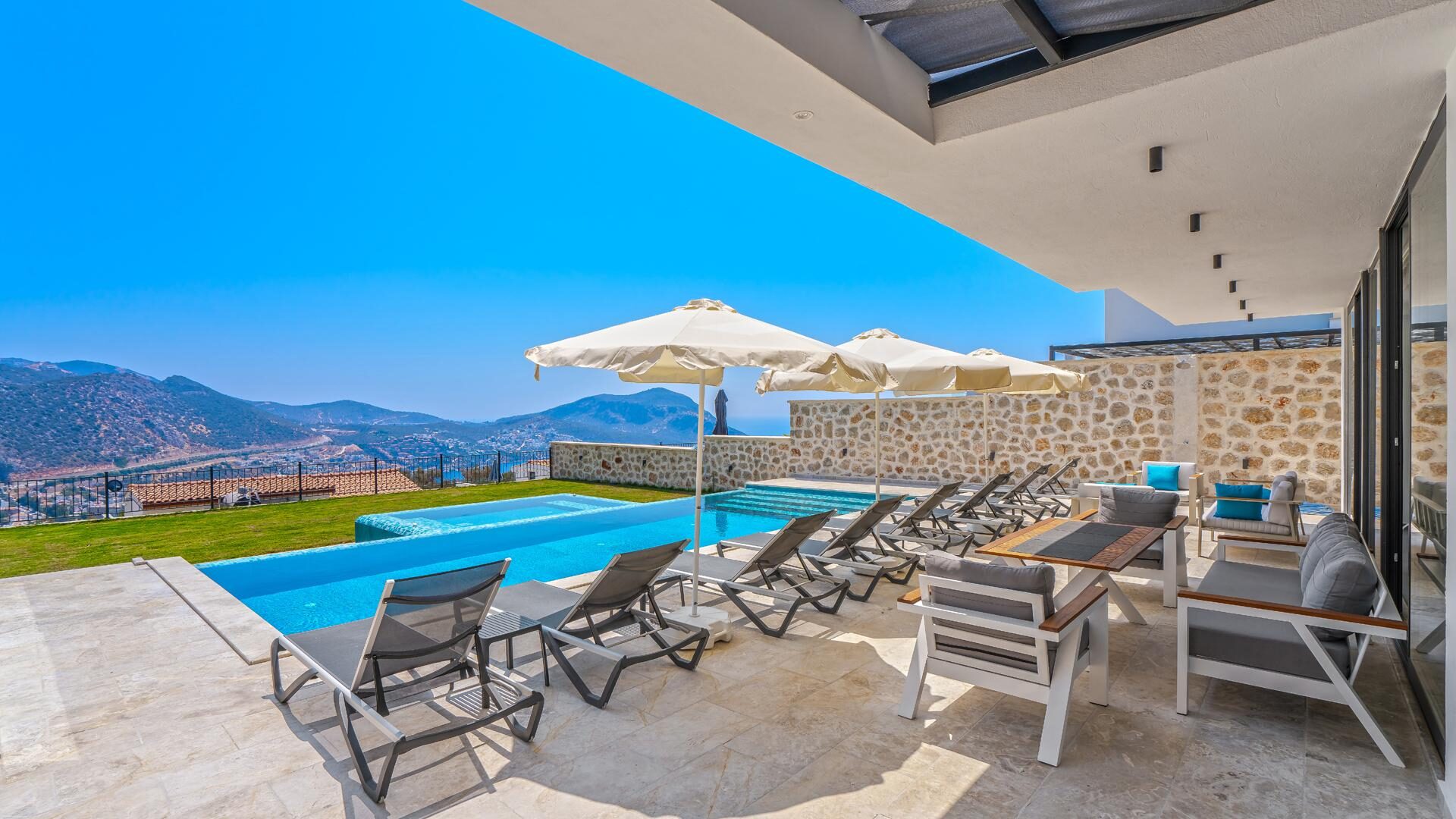 Villa Lion — 39