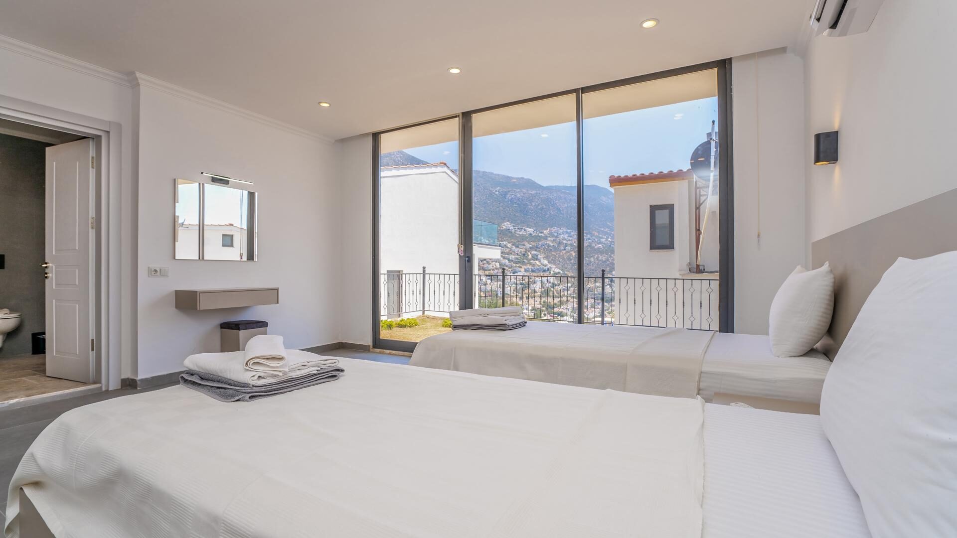 Villa Lion — 55