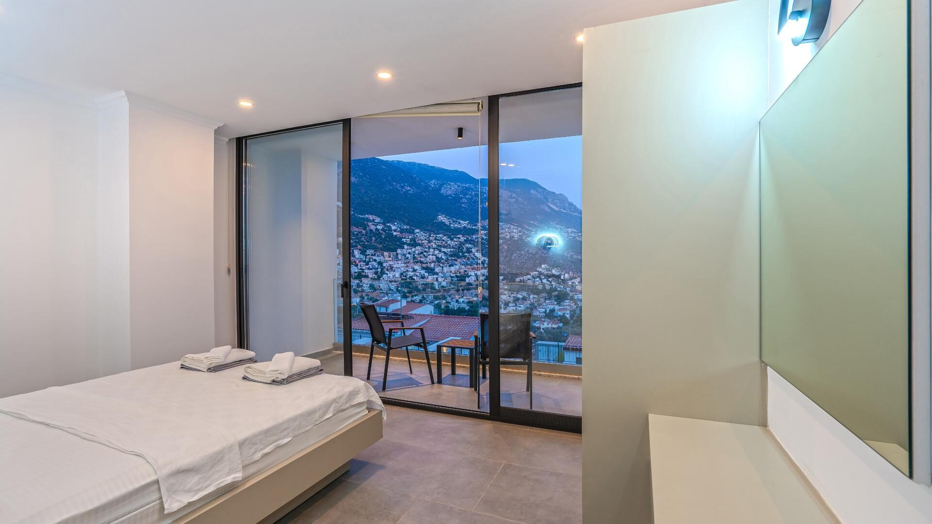 Villa Lion — 72