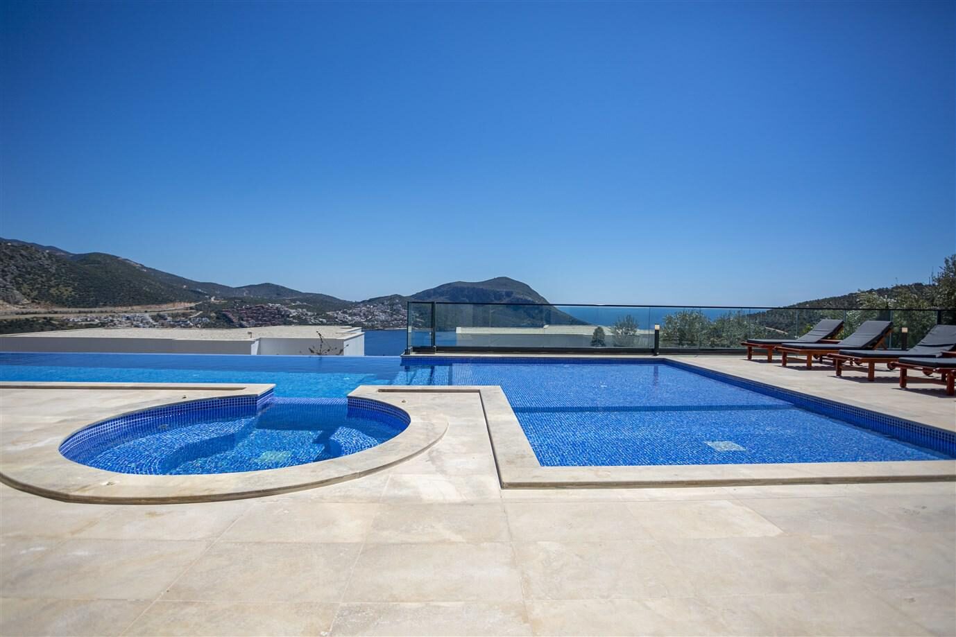 Villa Tigra — 4