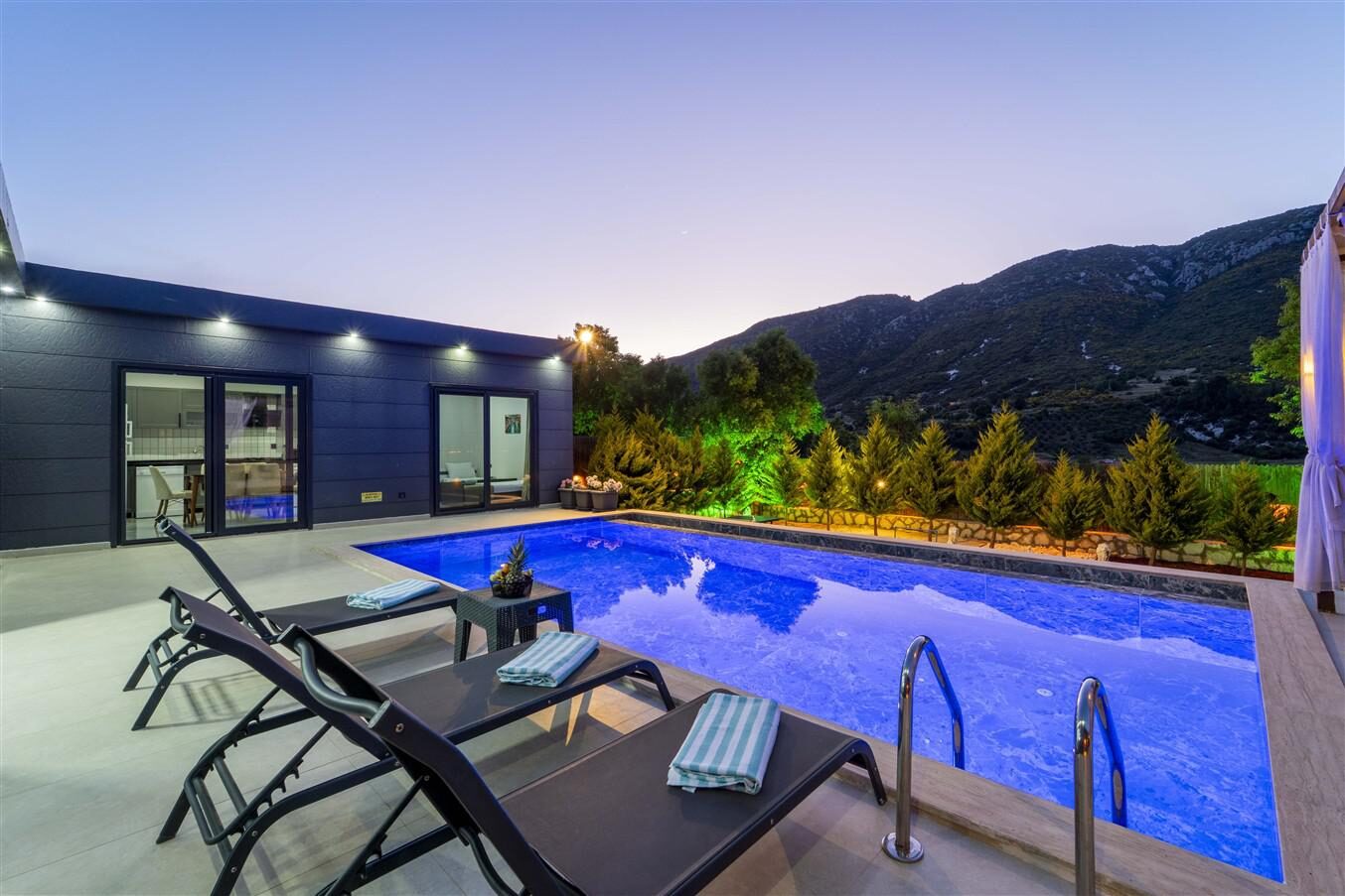 Villa Zemra — 49