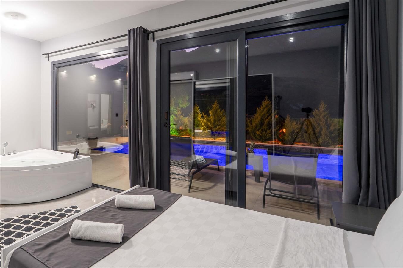 Villa Zemra — 60