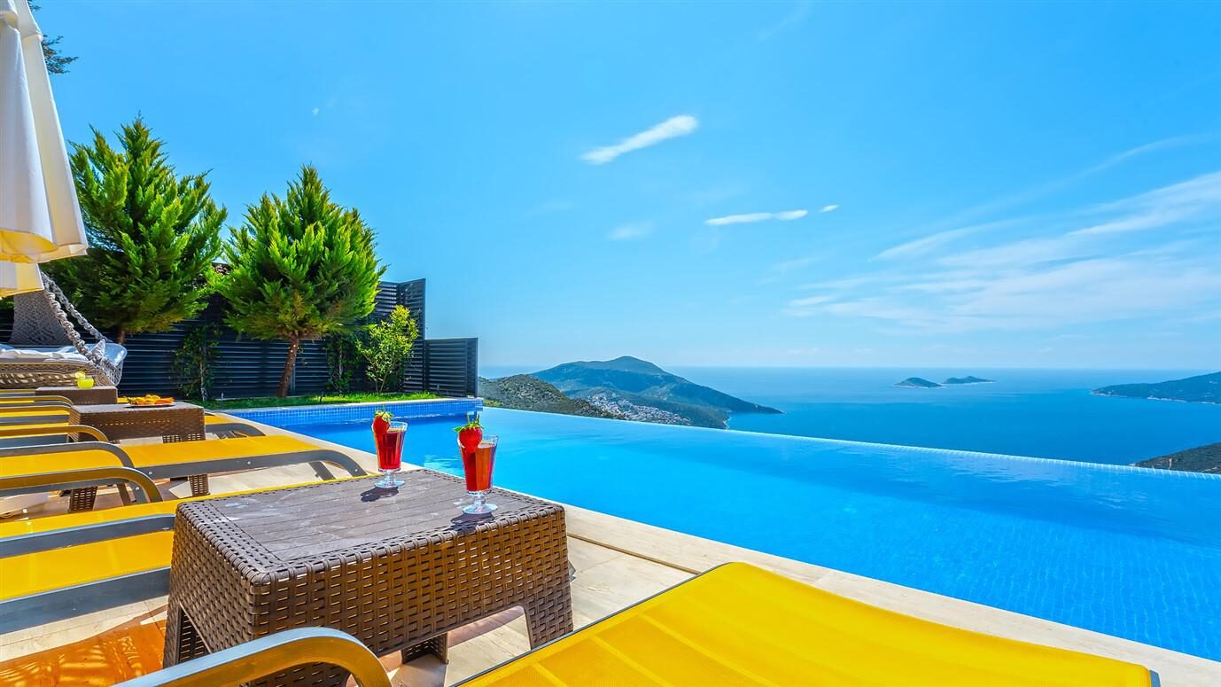 Villa Royal — 20
