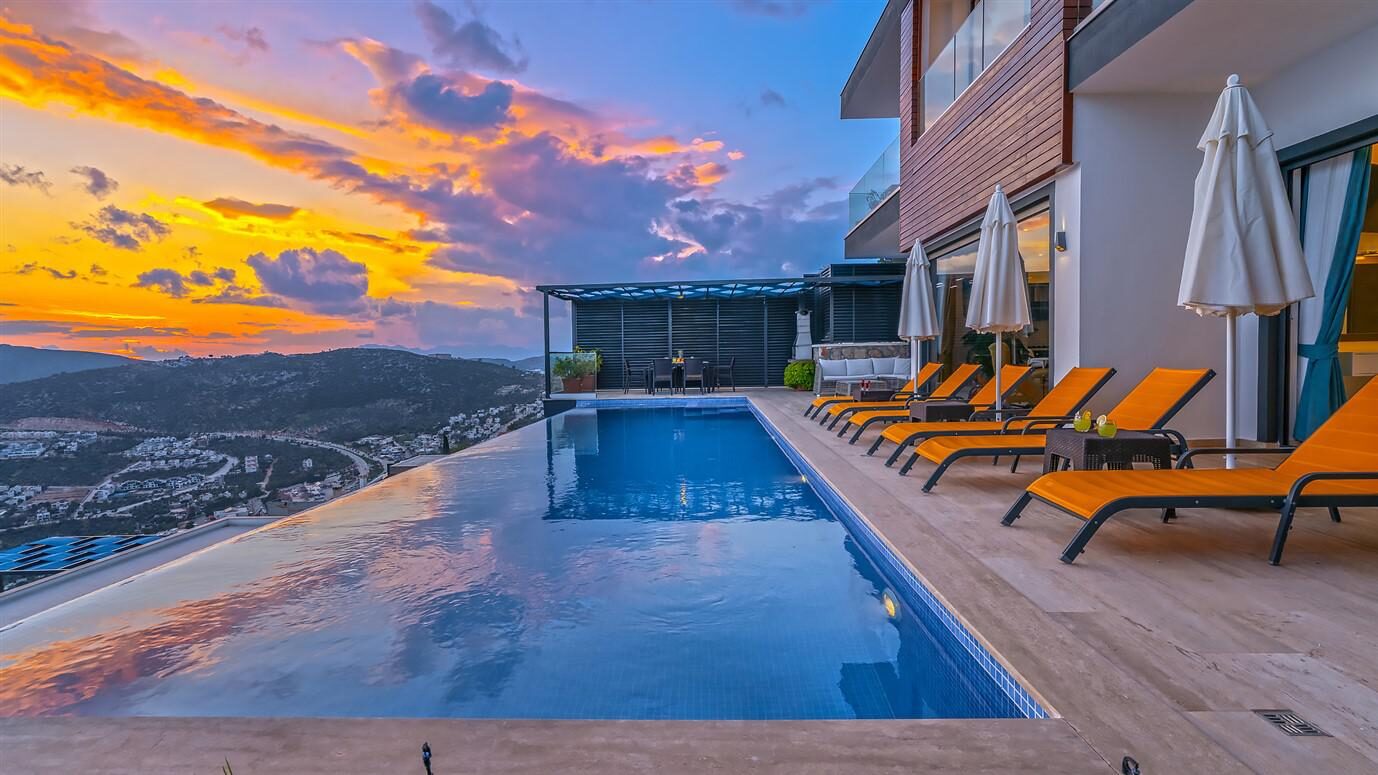 Villa Royal — 26