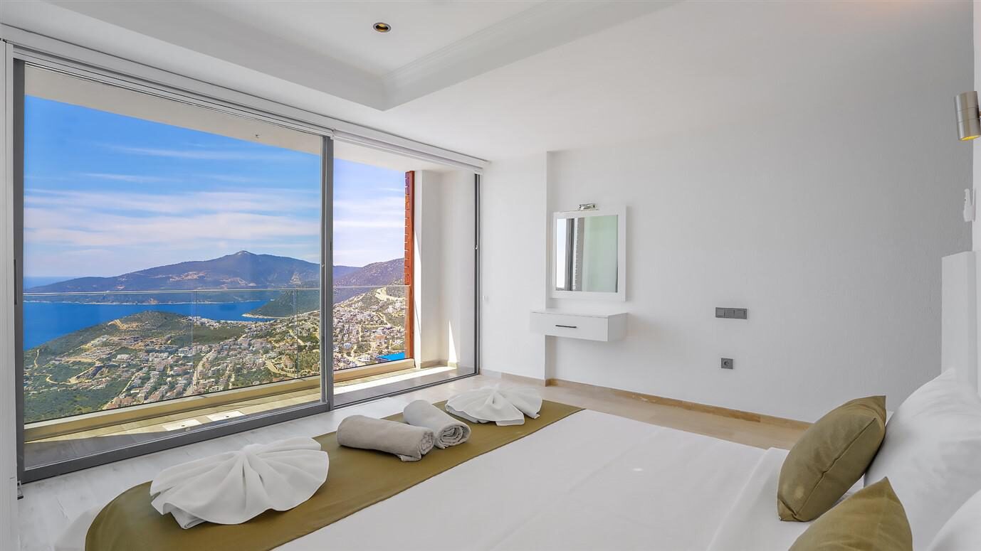 Villa Royal — 58