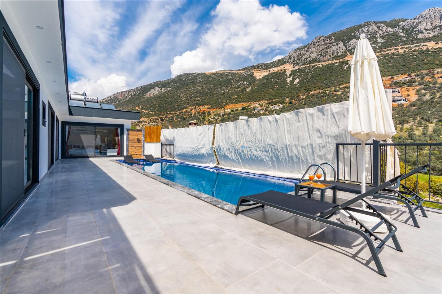 Villa Mister — 21