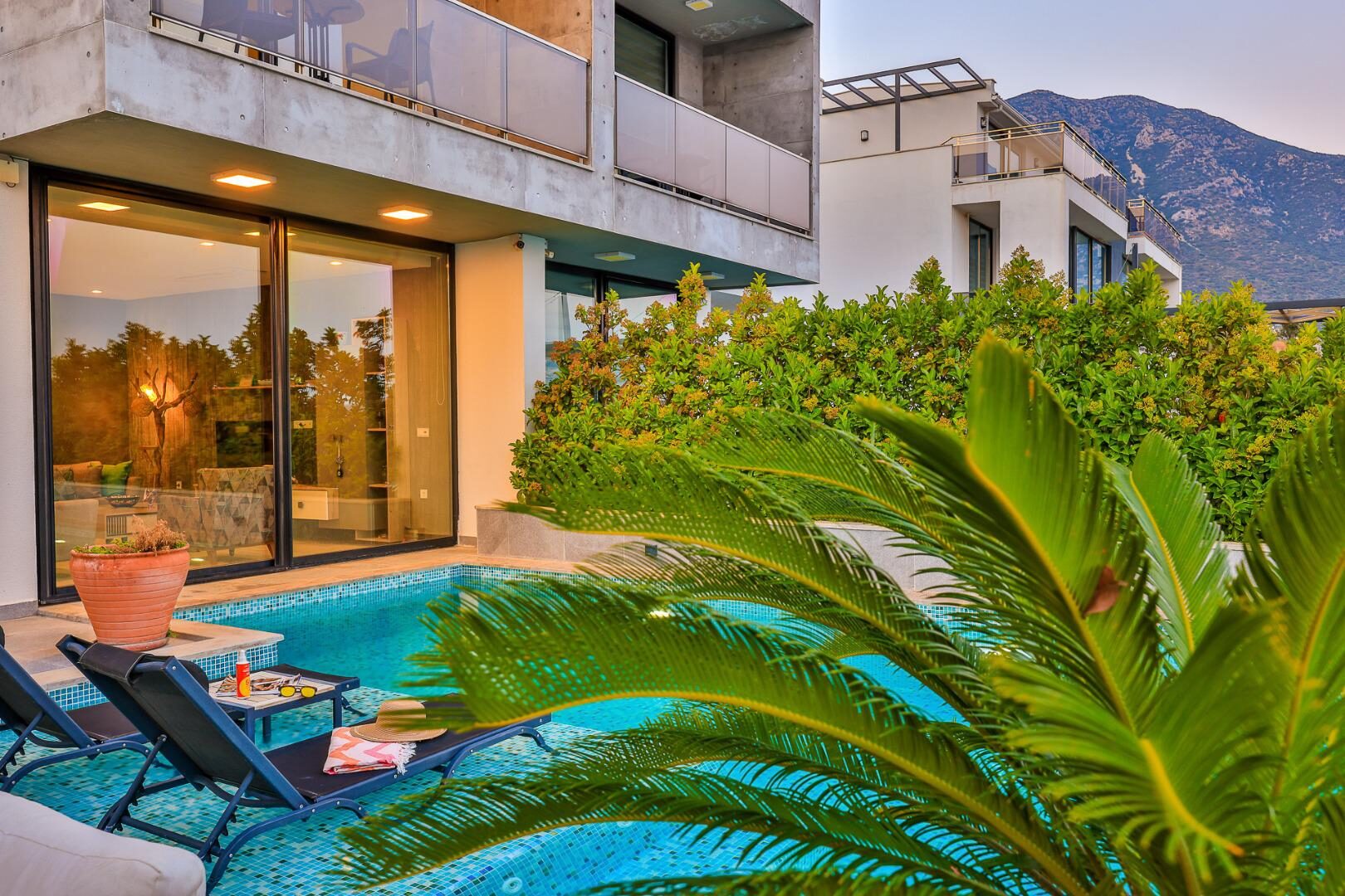 Villa Hecky Extra — 2
