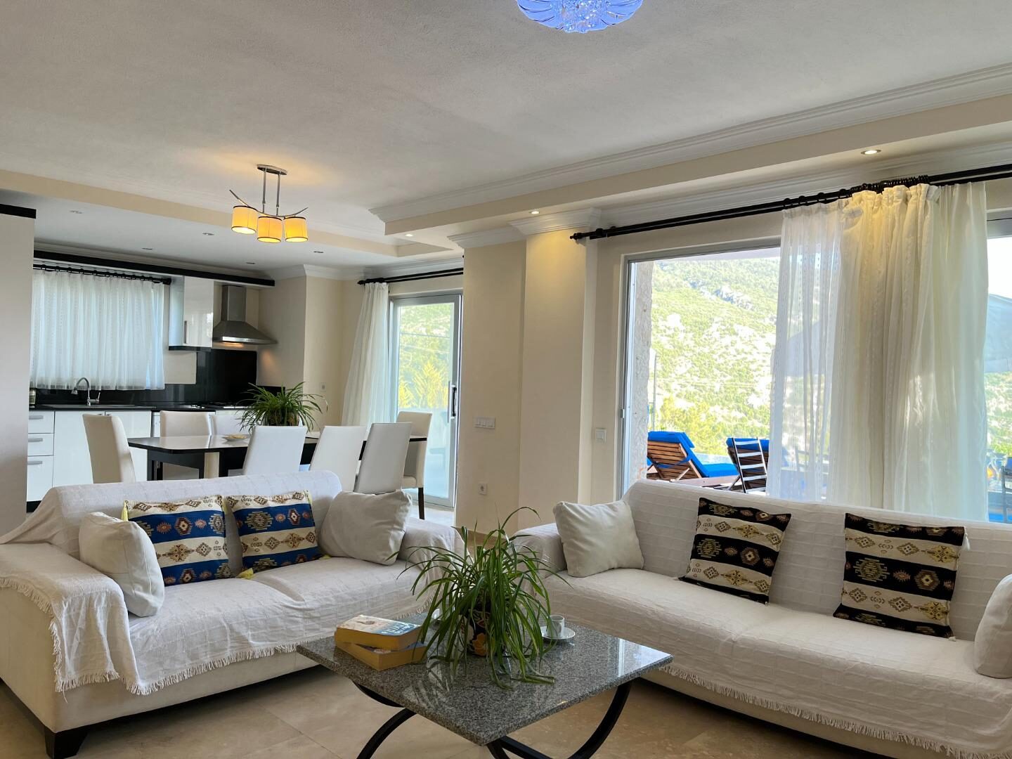 Villa Geneıveve — 25