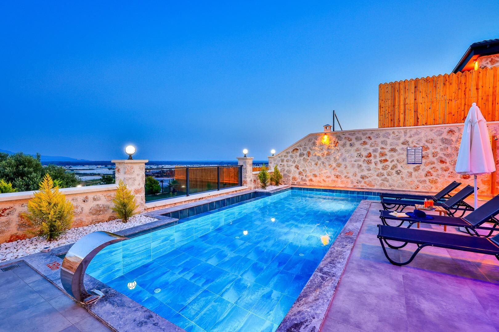 Villa Sandak 4 — 13