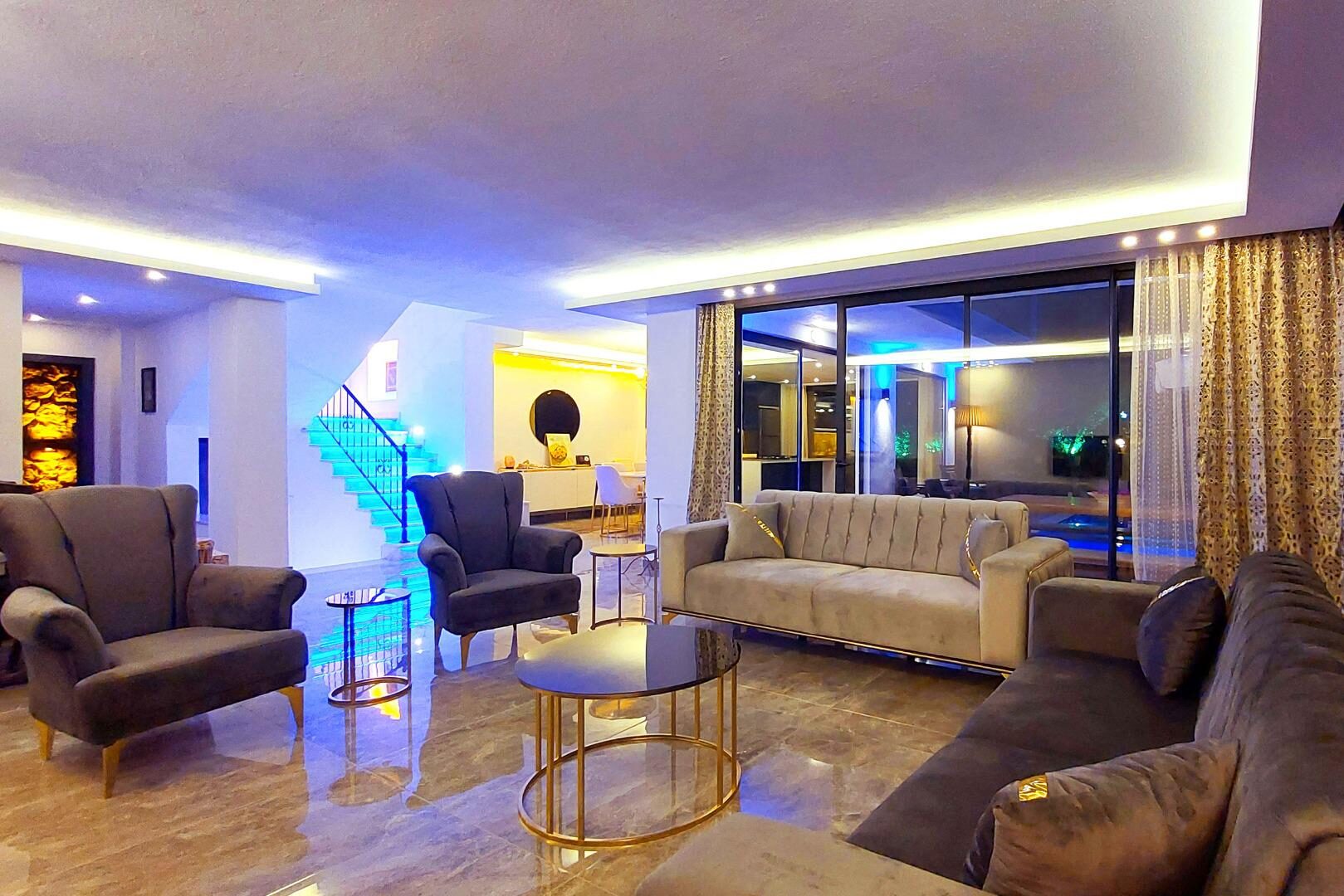 Villa Om — 28
