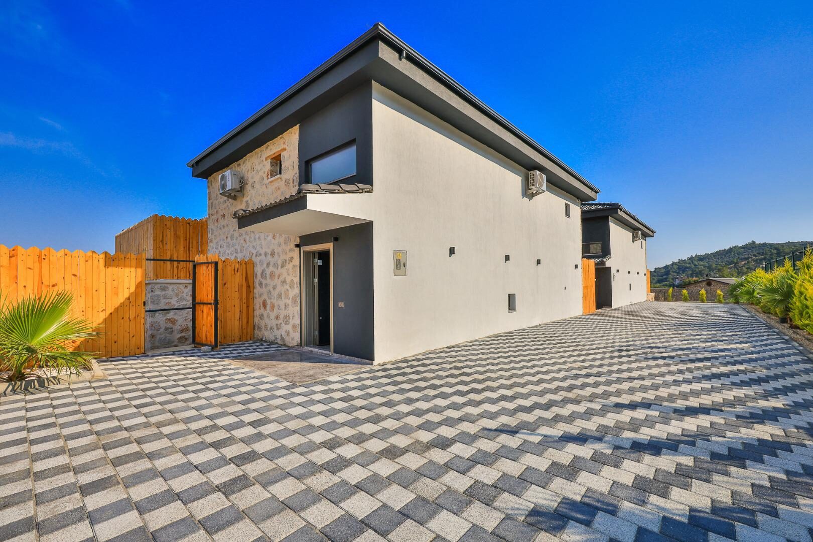 Villa Sandak 3 — 35