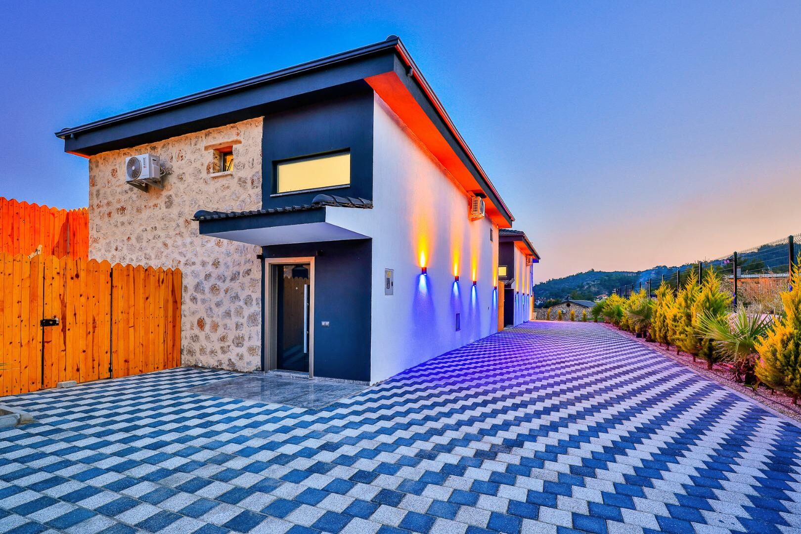 Villa Sandak 3 — 36