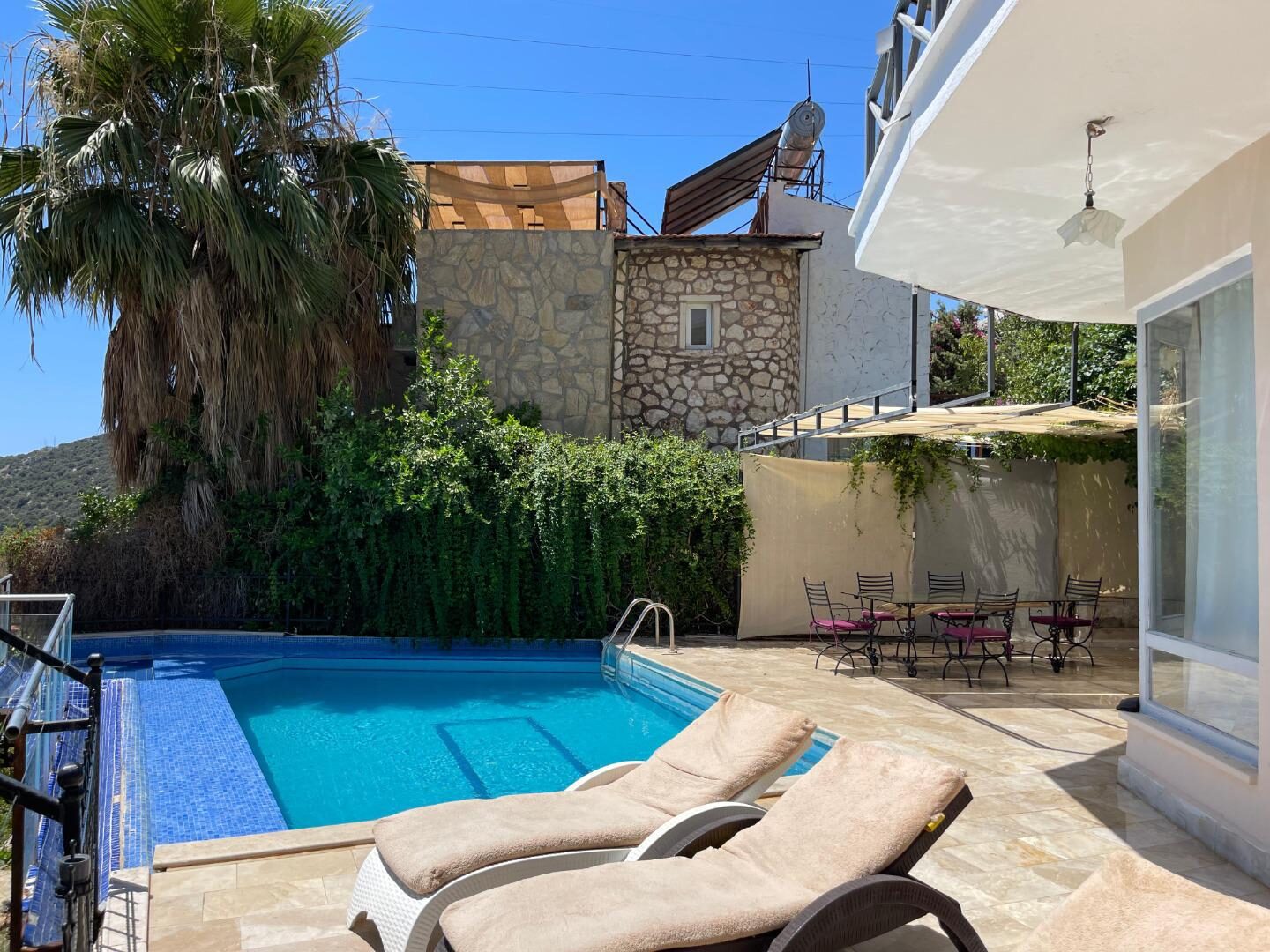 Villa Ruby — 7