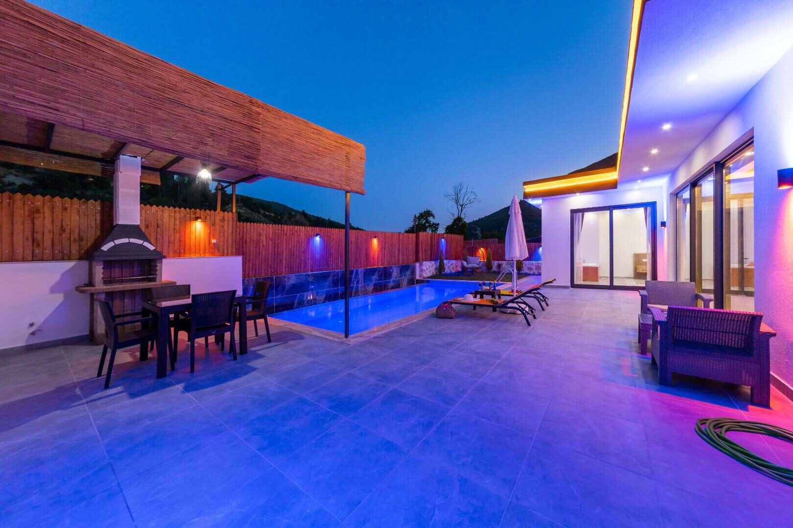 Villa Cika 5 — 23