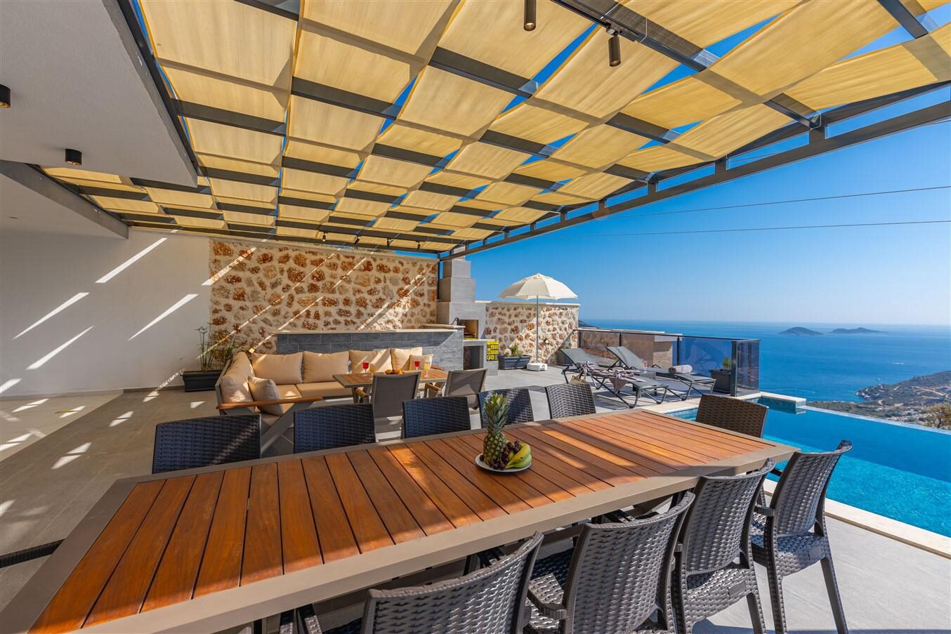 Villa Royal Falcon — 12