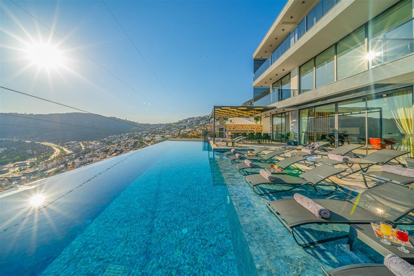 Villa Grey Falcon — 15