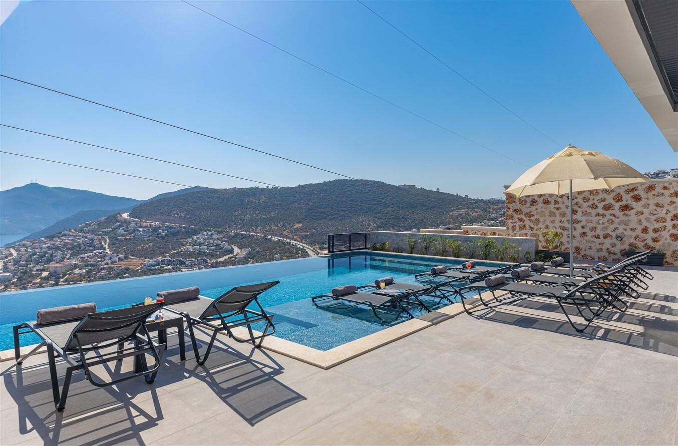 Villa Royal Falcon — 14