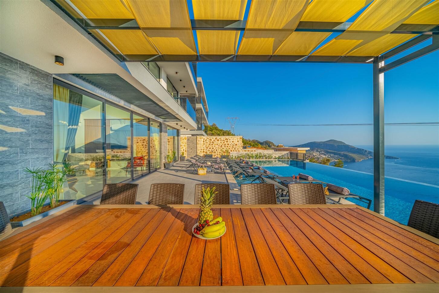 Villa Grey Falcon — 17