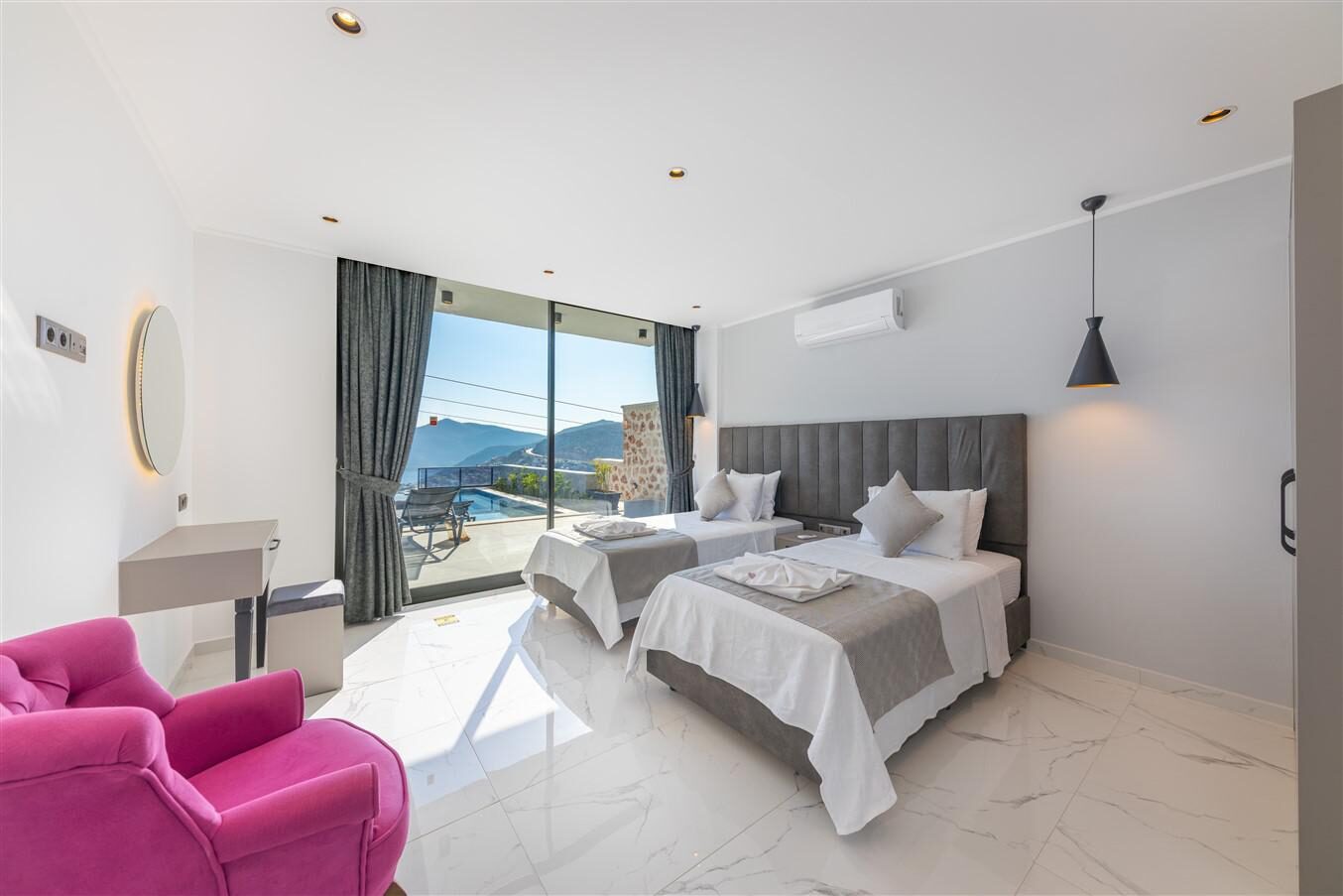 Villa Royal Falcon — 22