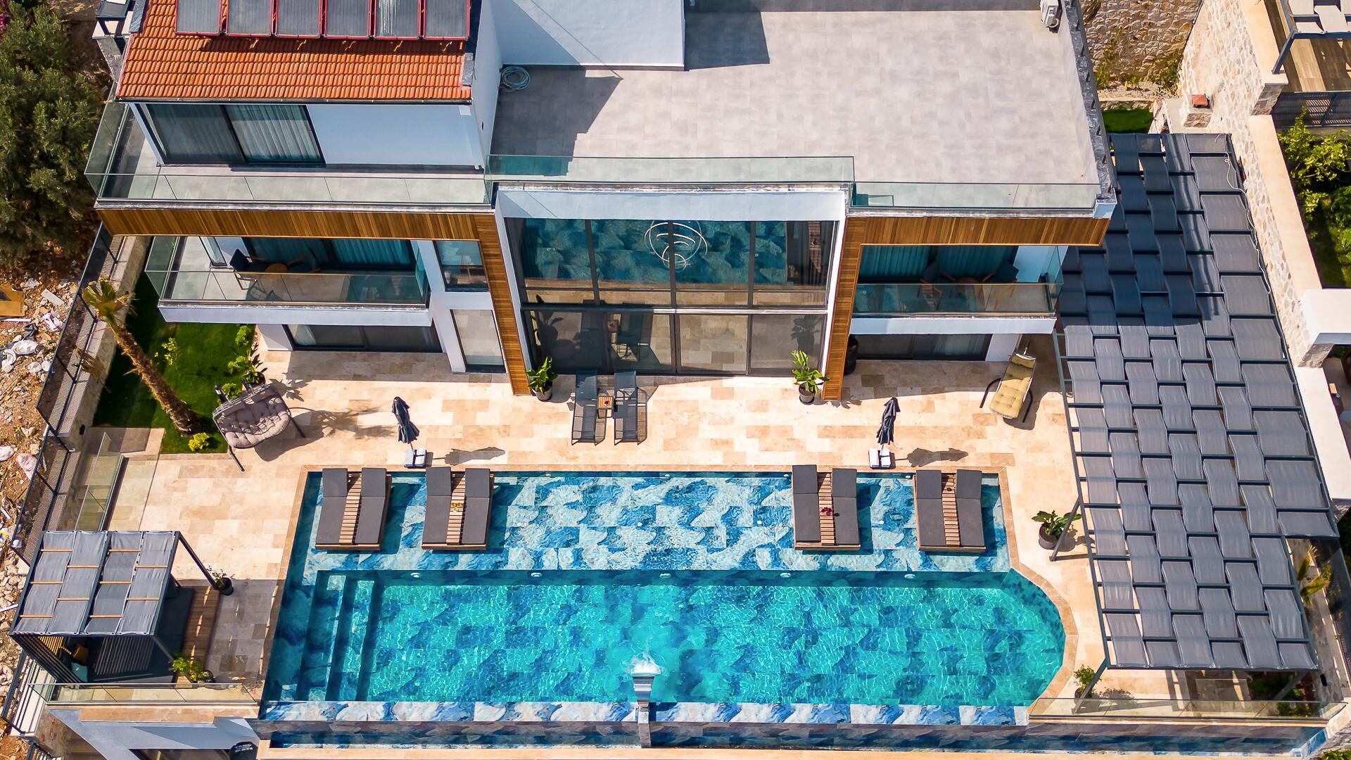 Villa Royal Life — 20