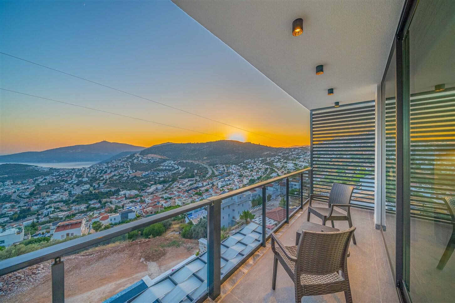 Villa Grey Falcon — 35