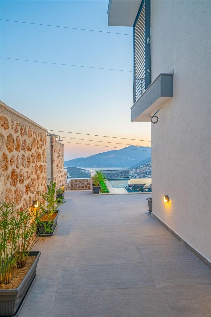 Villa Grey Falcon — 43