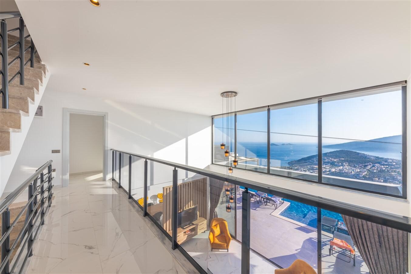 Villa Royal Falcon — 72