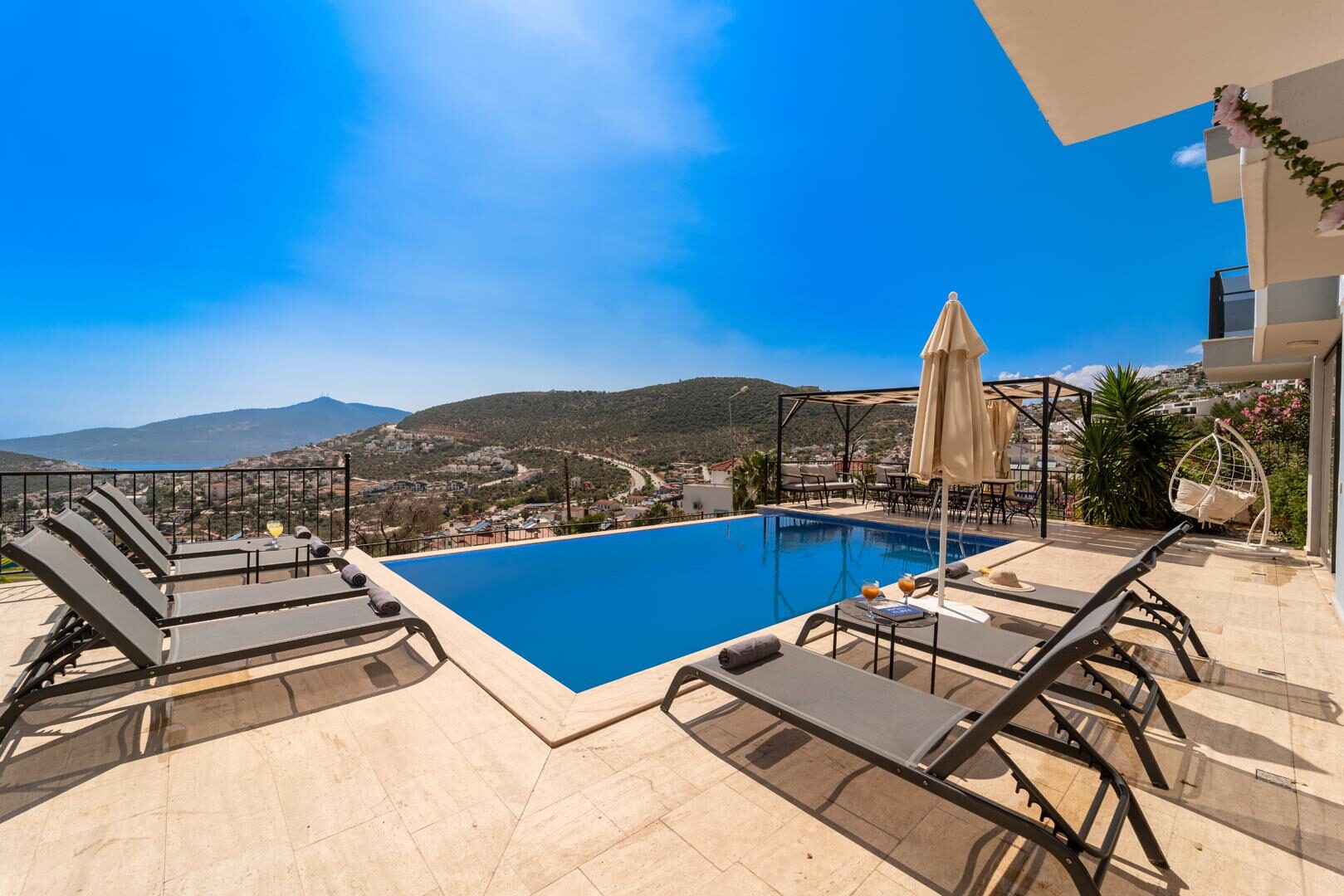 Villa Baynur View — 4