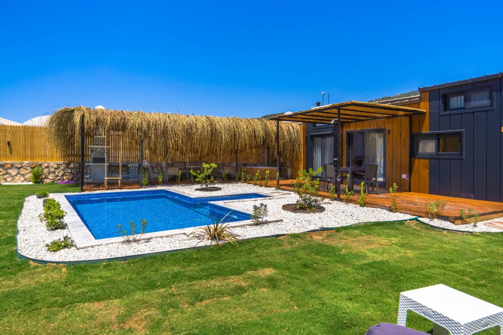 Villa Perla House — 3