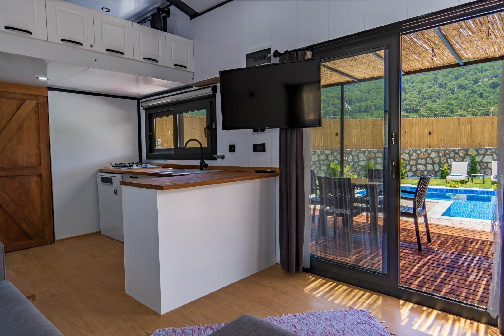 Villa Perla House — 13
