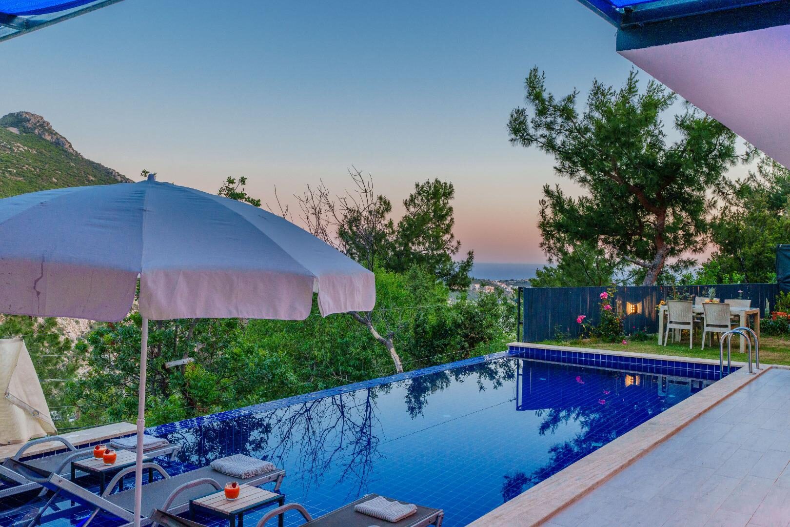 Villa Emek — 30
