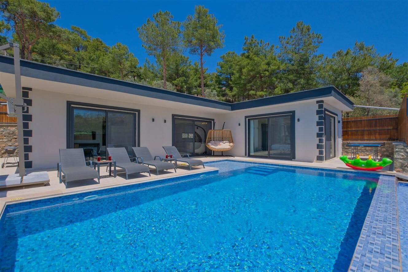 Villa Mira Trio 2 — 27