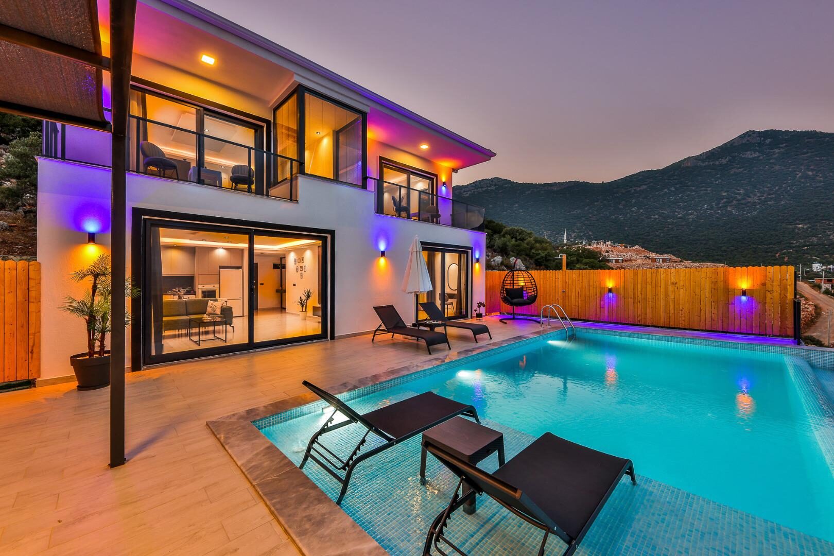 Villa Simurg — 4