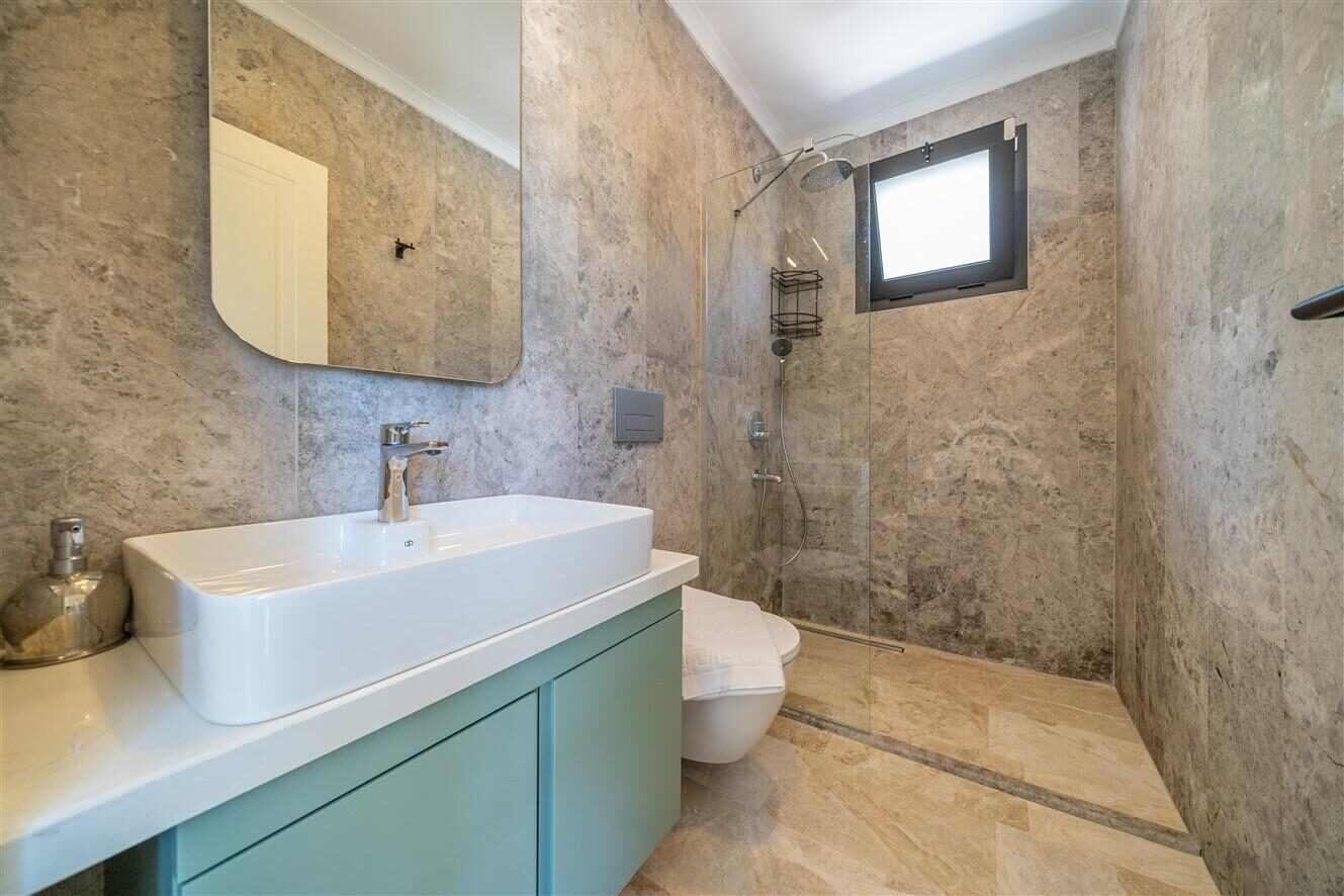 Villa Mira Trio 2 — 60