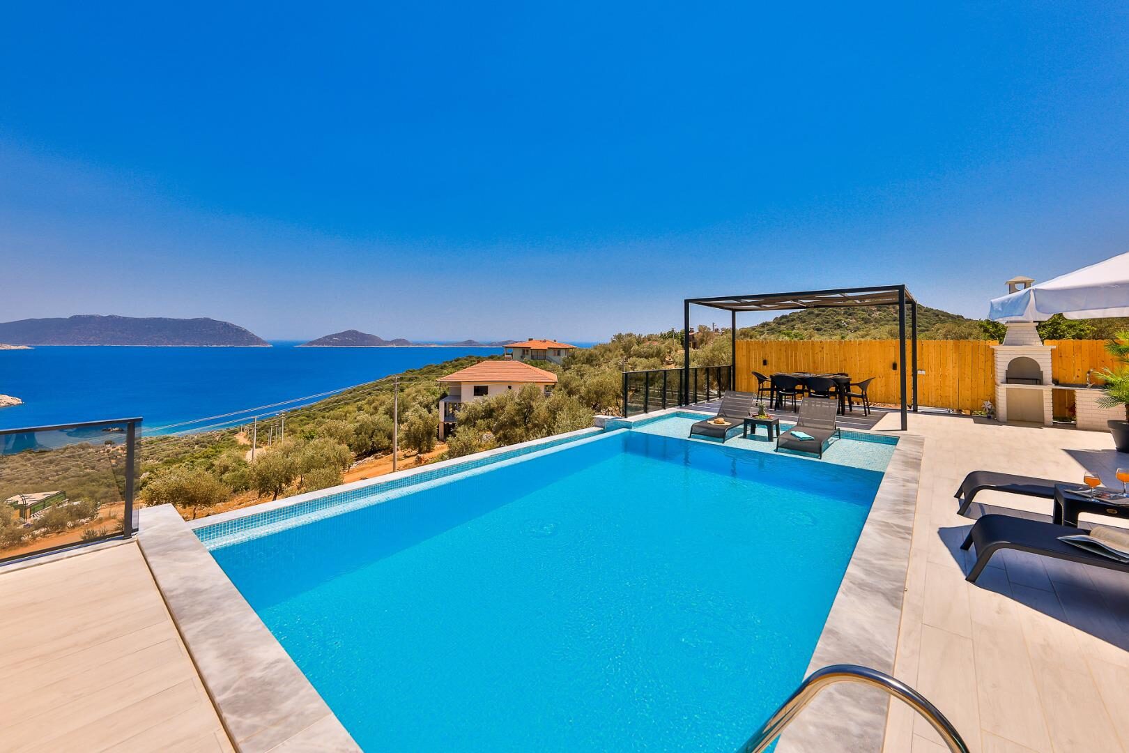 Villa Simurg — 17