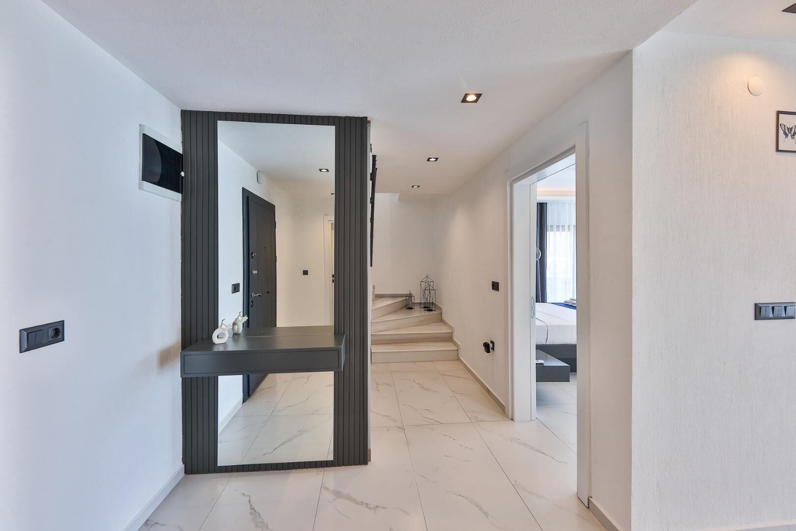 Villa Simurg — 64