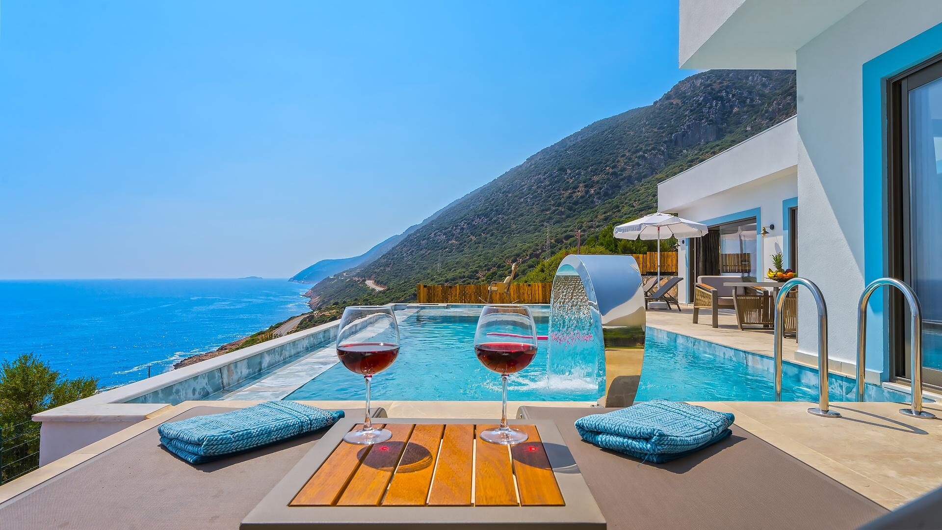 Villa Nevra — 21