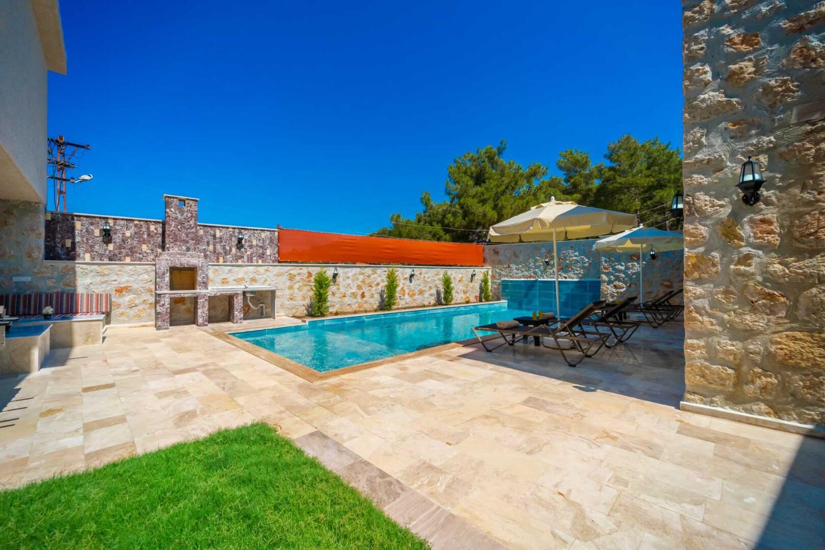 Villa Zeyn 6 — 14