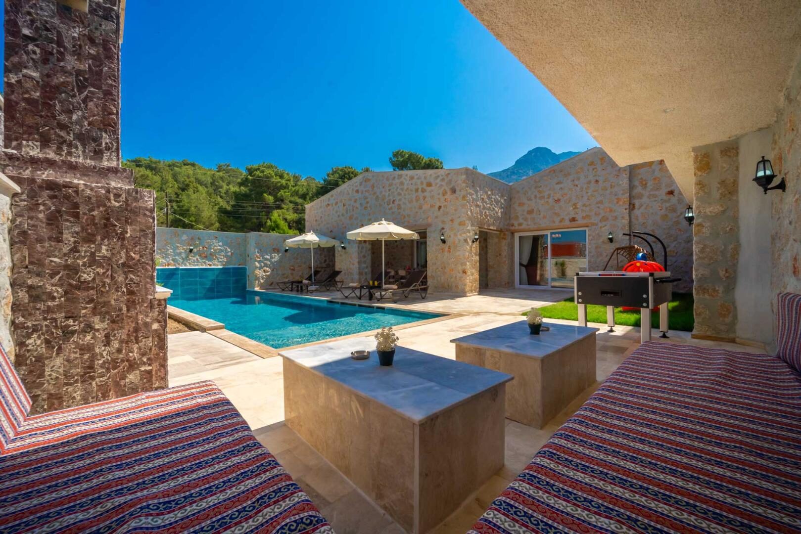 Villa Zeyn 6 — 23