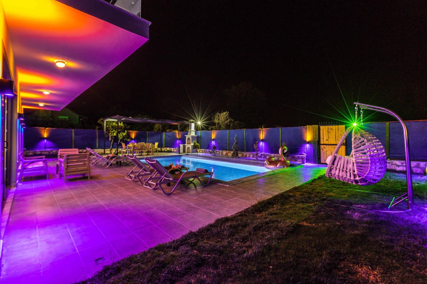 Villa Last Summer — 9