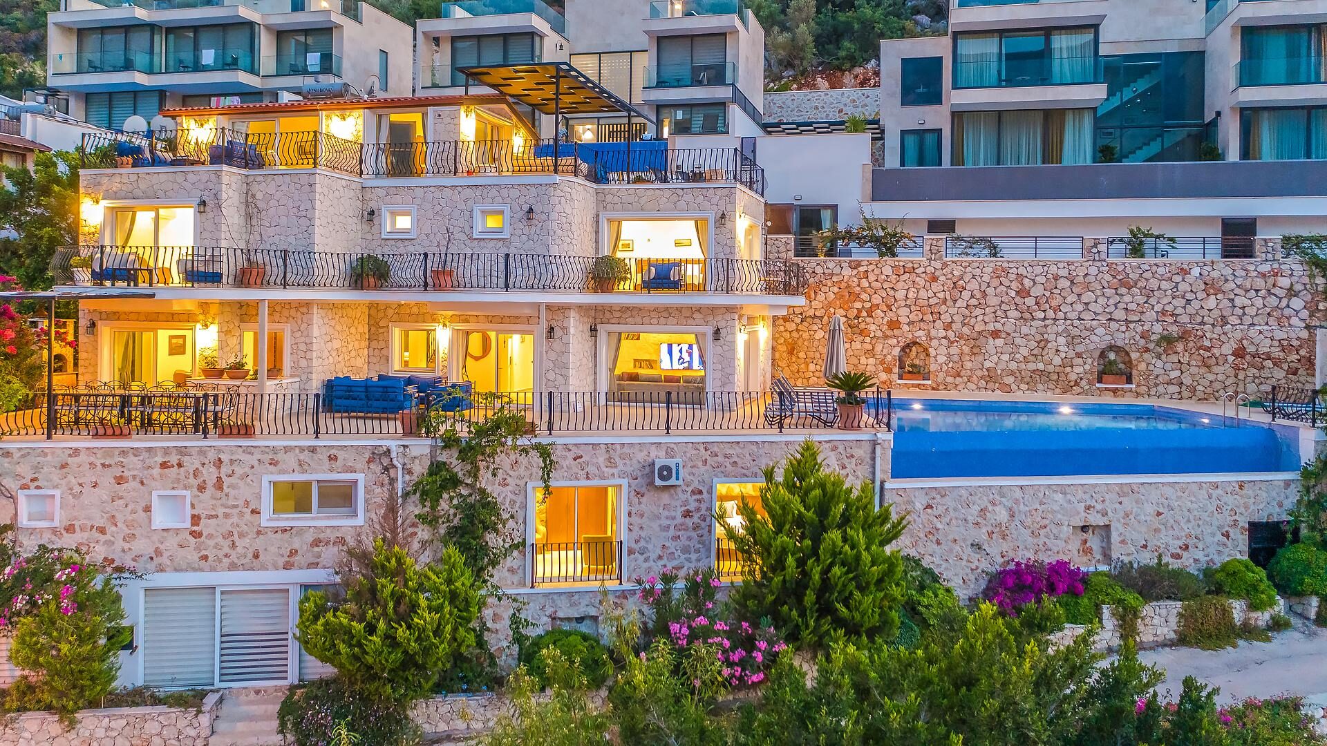 Villa Mavna — 3