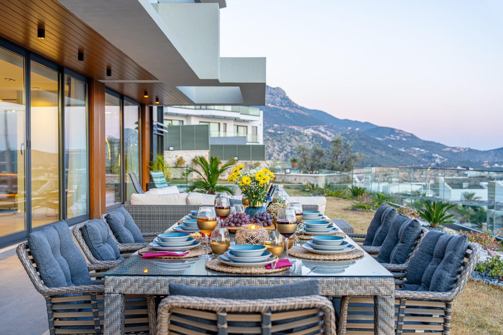 Villa Safran Flower — 75