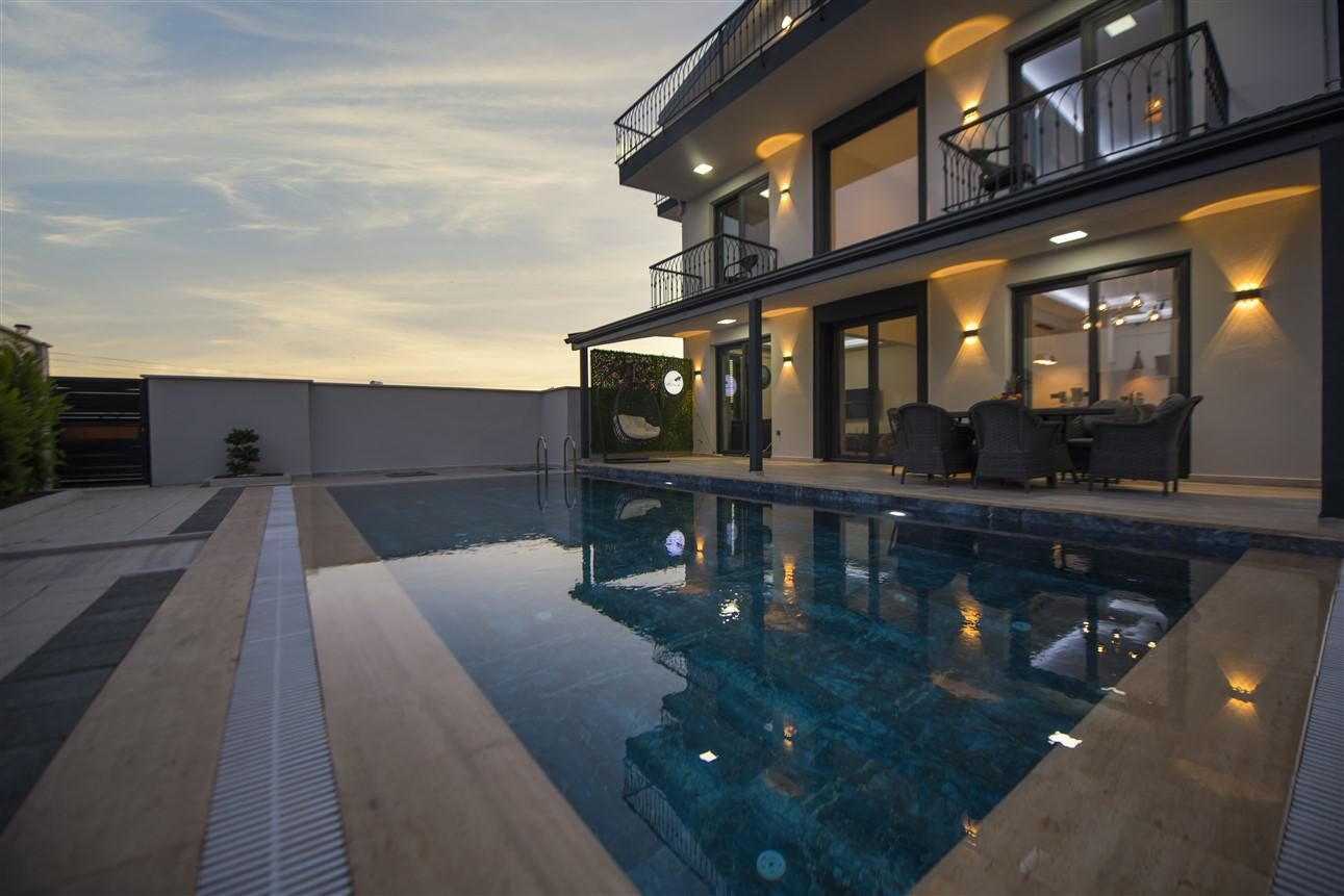Villa Malibu — 5