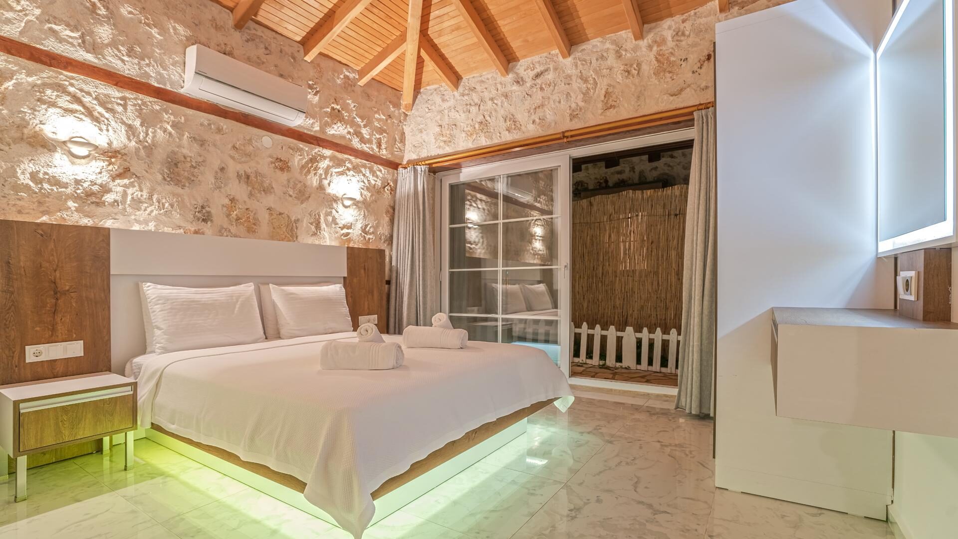 Villa Carya Famm 2 — 32