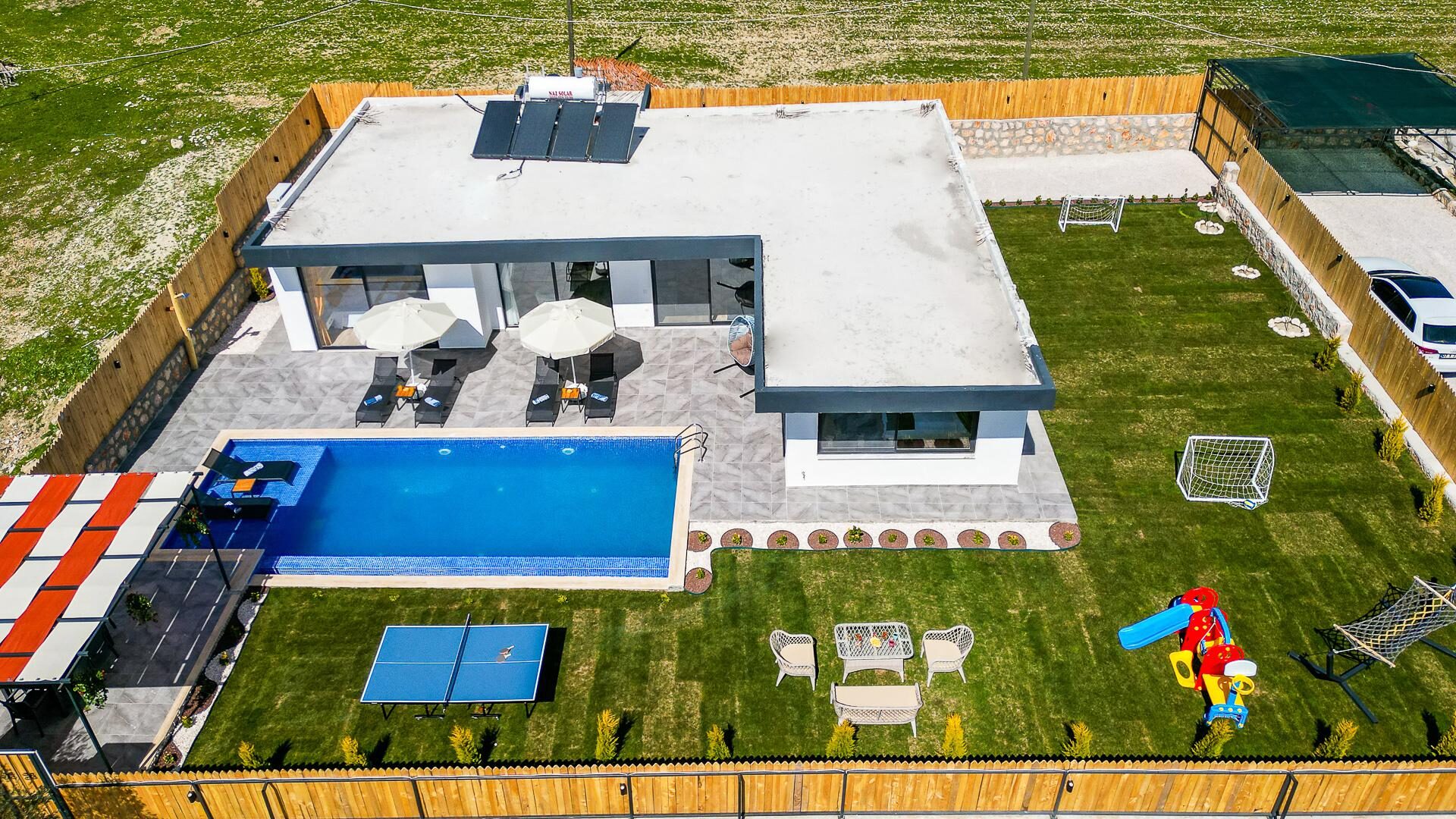 Villa Nazeren — 69