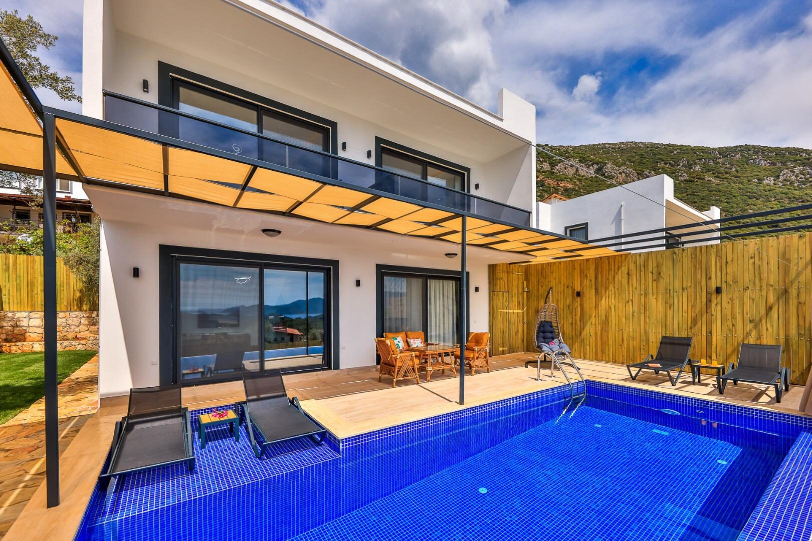 Villa Albedo Blue — 6