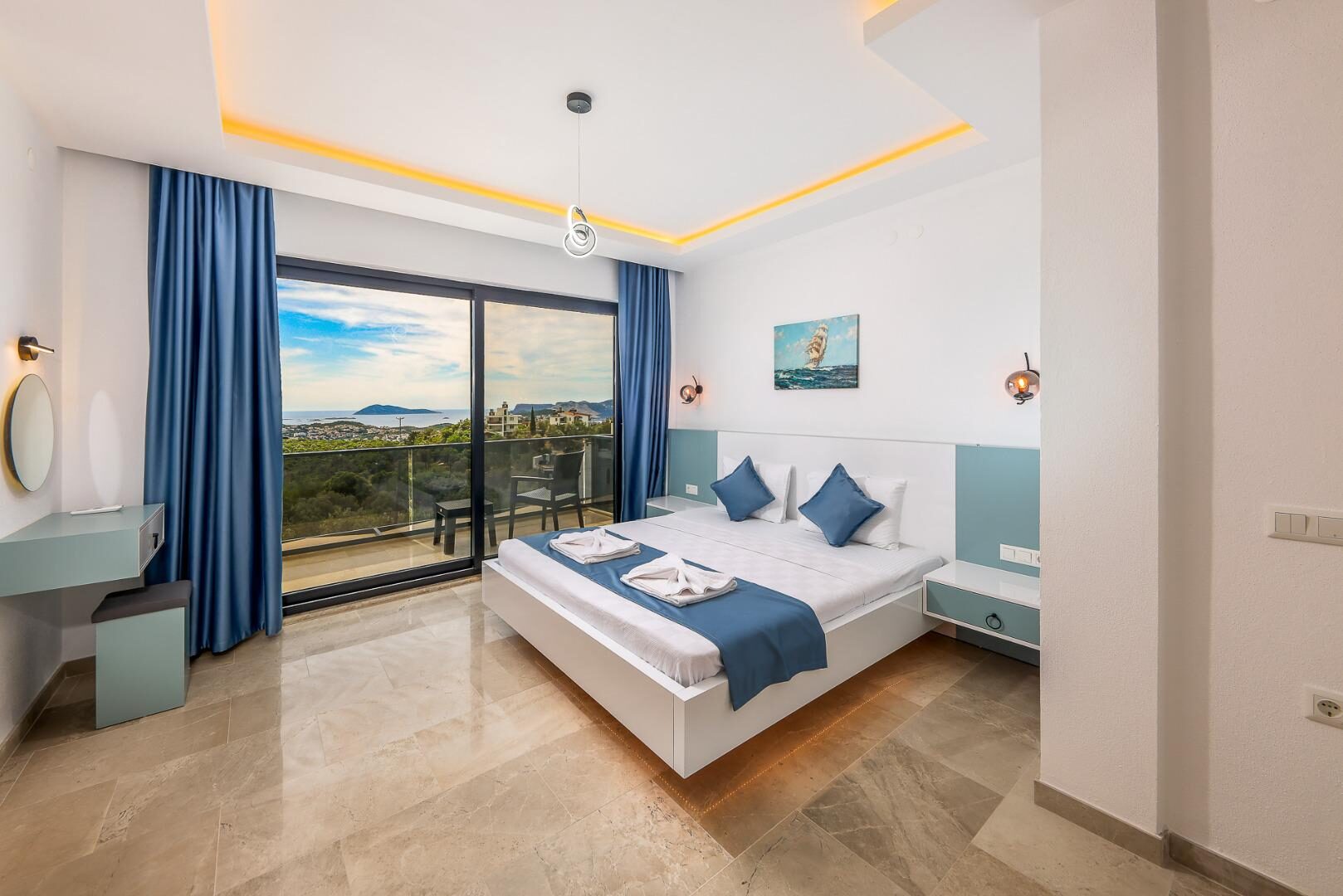 Villa Albedo Blue — 35