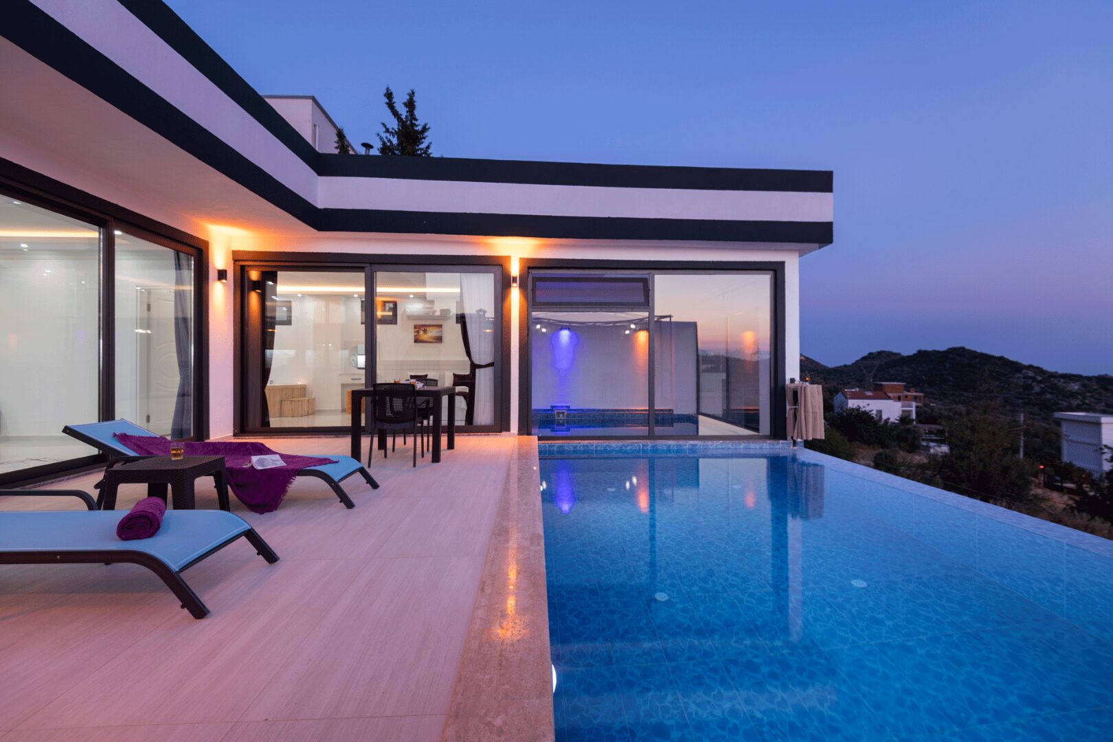 Villa Meris — 12