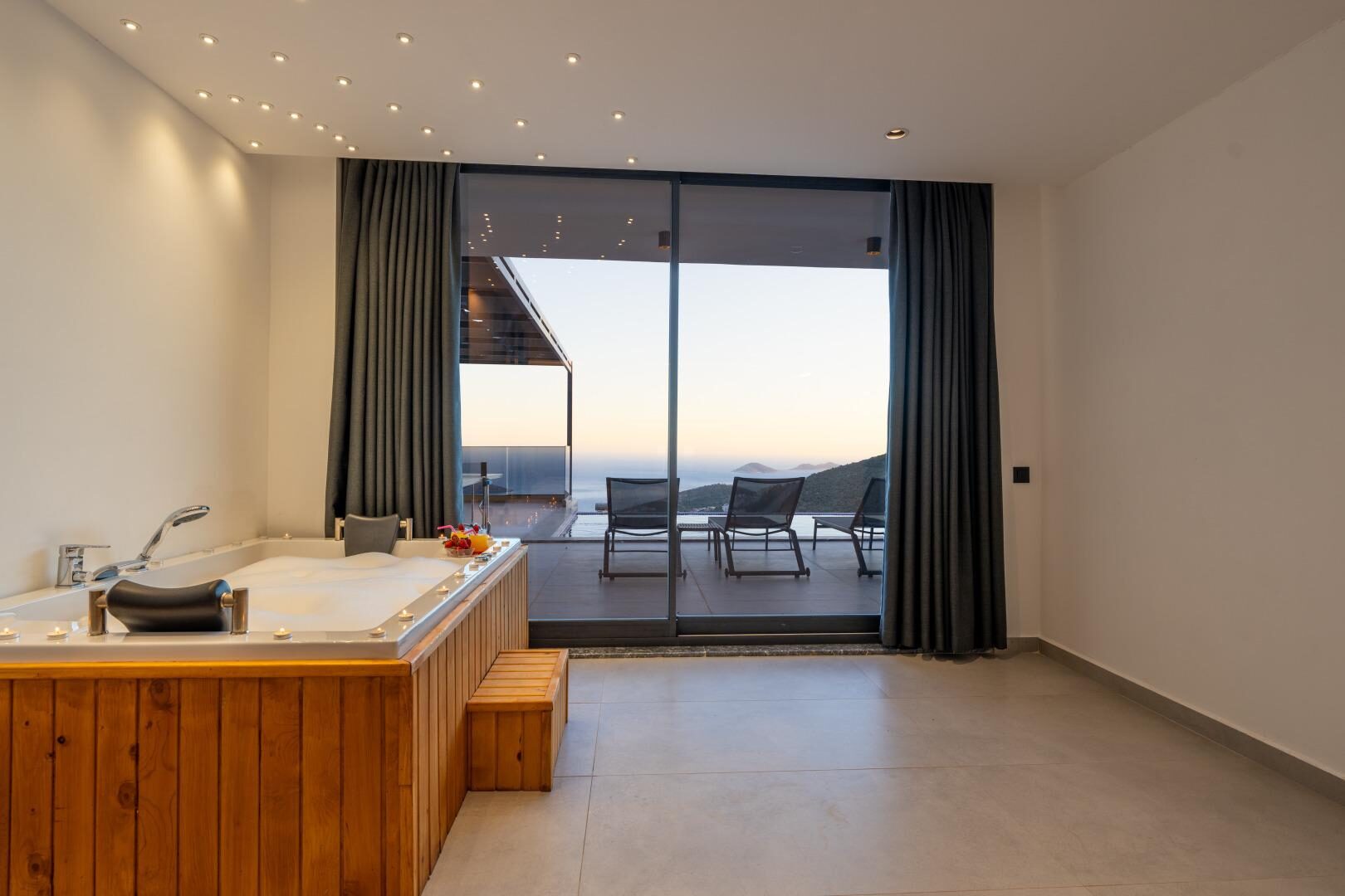 Villa Elit 3 — 140