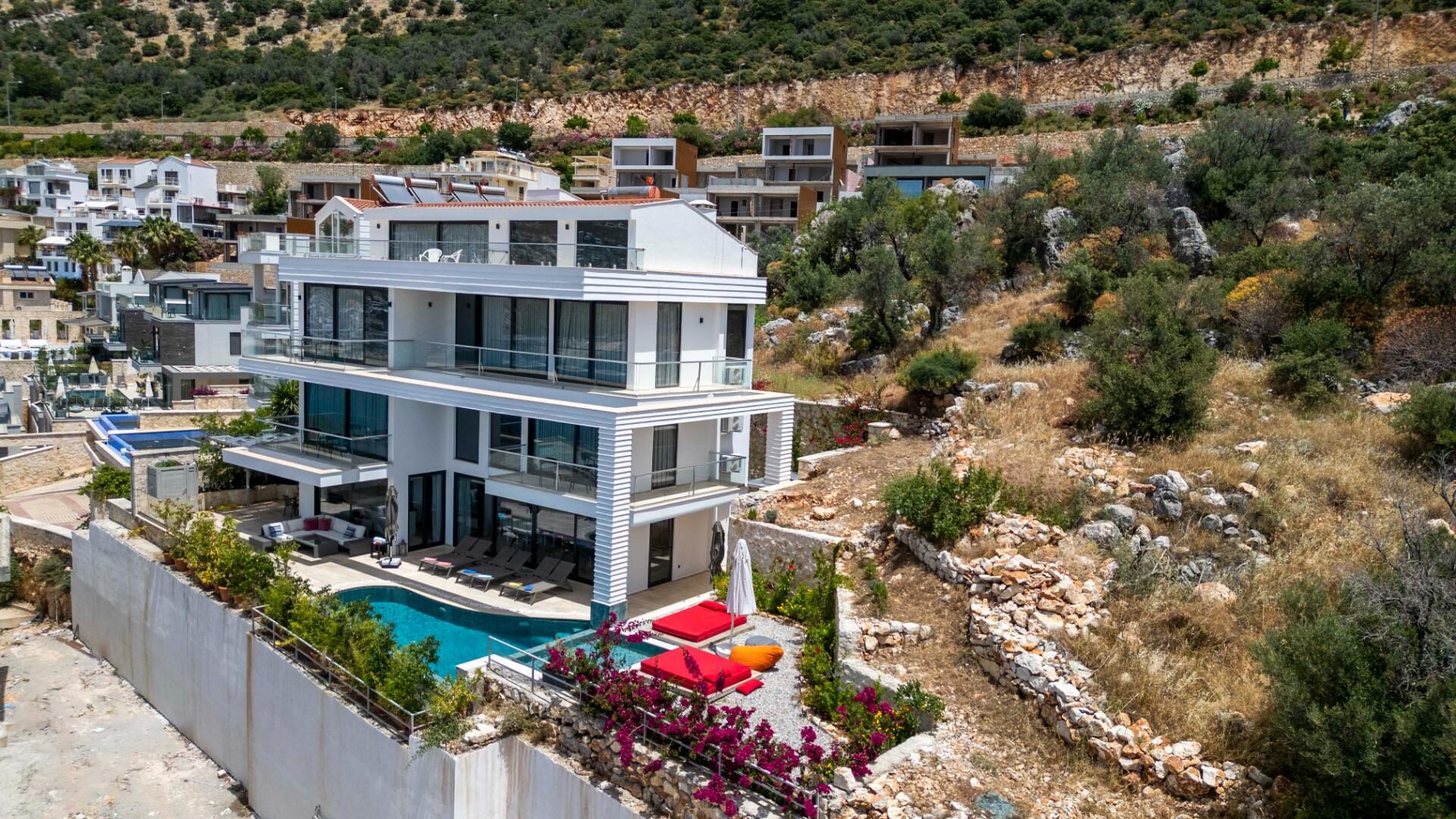 Villa Lumineux — 7